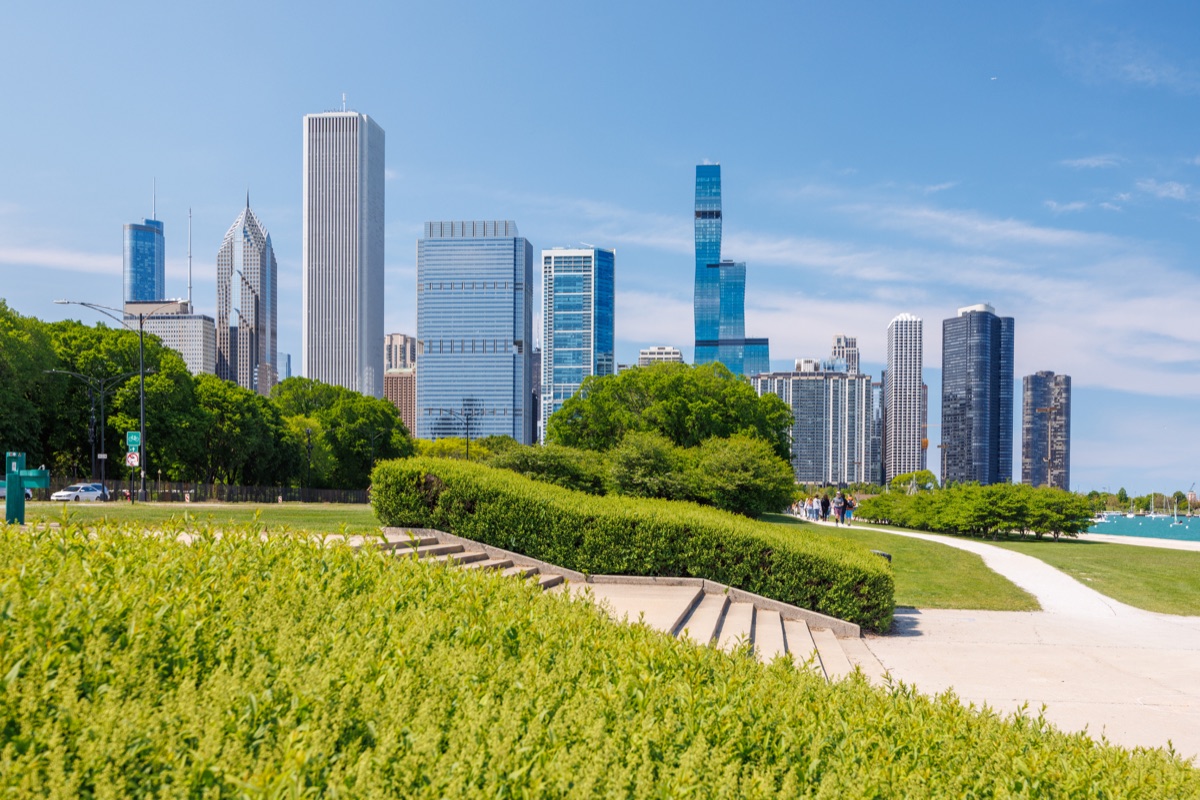 Chicago lakefront park and skyline